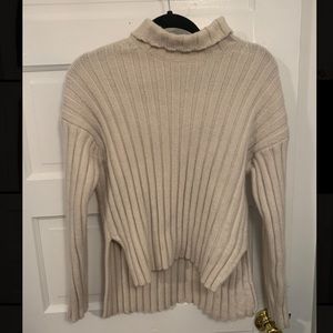 Everlane sweater